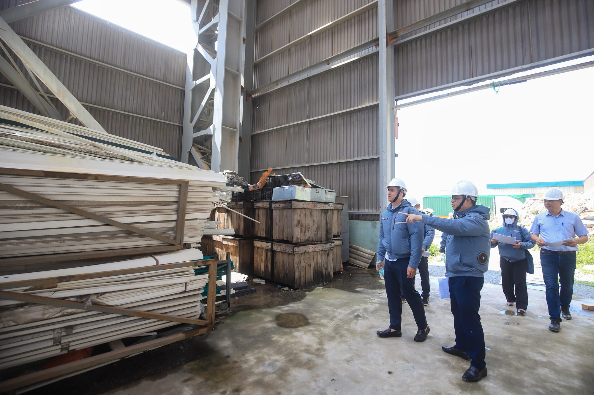 VAML phối hợp cùng TAND Khu vực 2 - Hà Nội thực hiện buổi kiểm kê tài sản